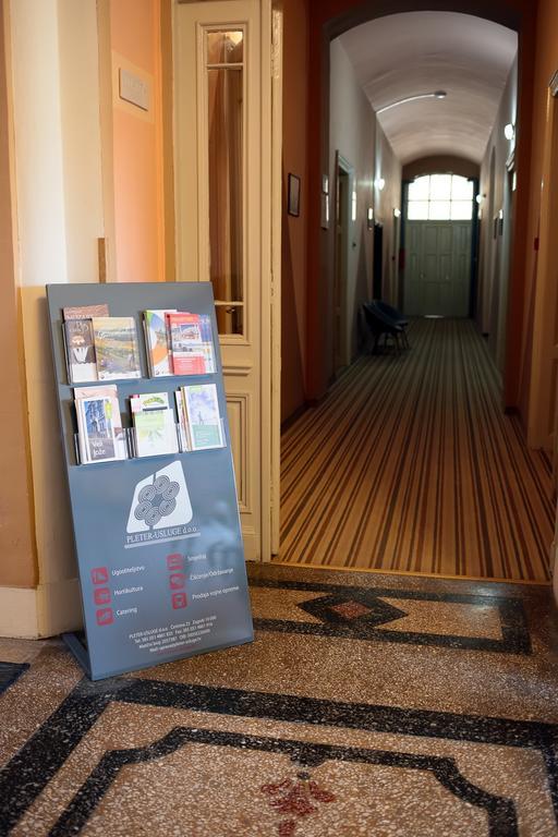 Hotel Veli Joze Pula Exterior foto